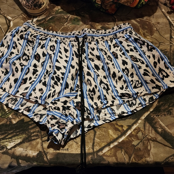 5/5.00 VS Pajama Shorts - Picture 3 of 6